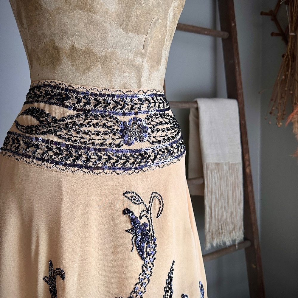 90's ANTHROPOLOGIE BASIL & MAUDE BLACK SEQUIN BEADED CHIFFON SKIRT - Picture 5 of 10